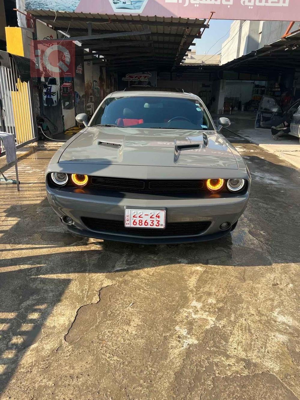 Dodge Challenger